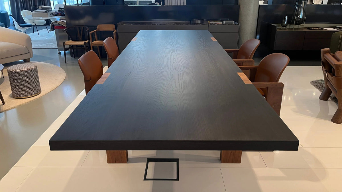 Tacchini T-Table dining table – Sarto Group