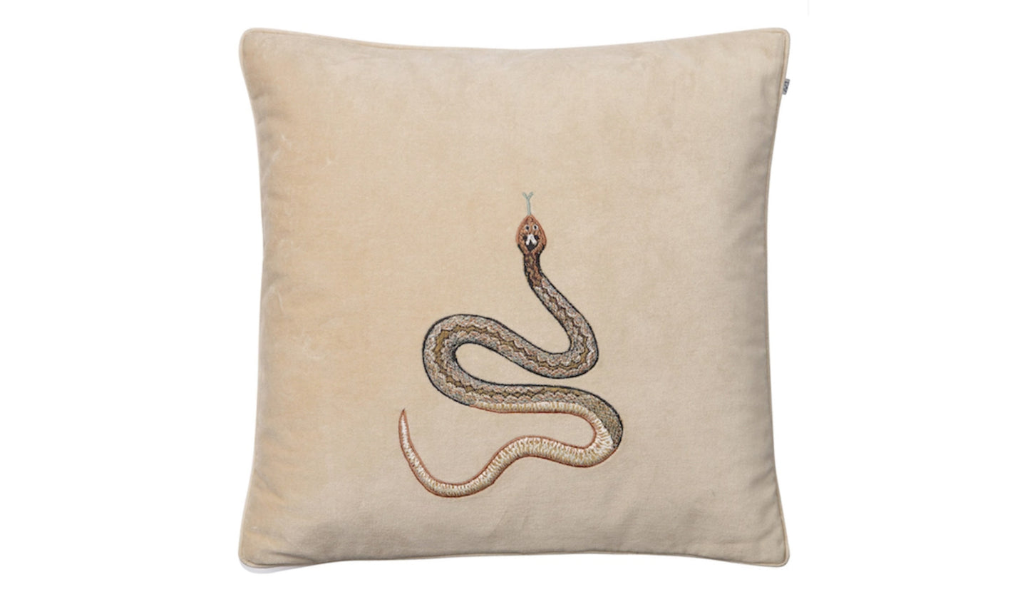 Chhatwal & Jonsson Cobra Samtkissen 50 x 50 cm | Beige