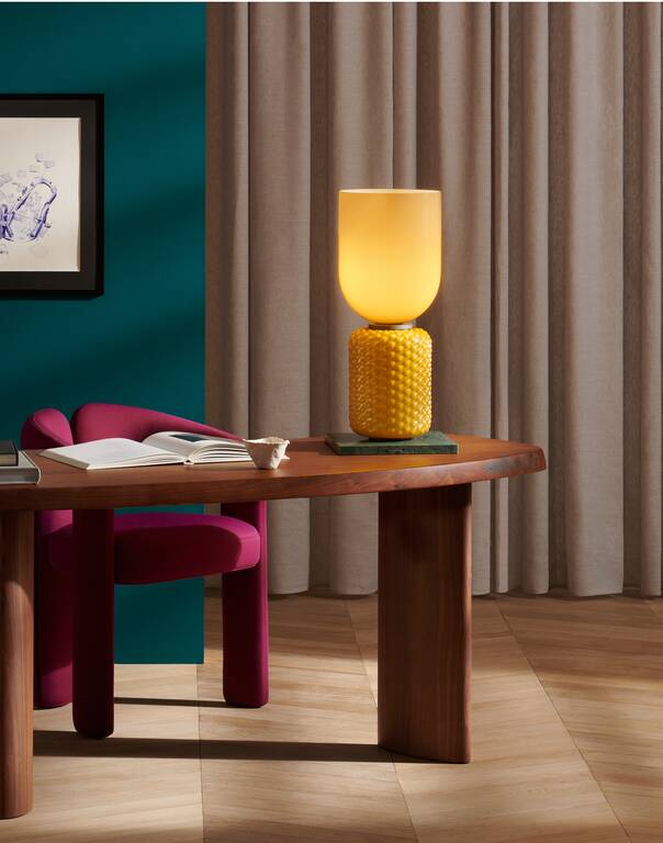 Ficupala table lamp