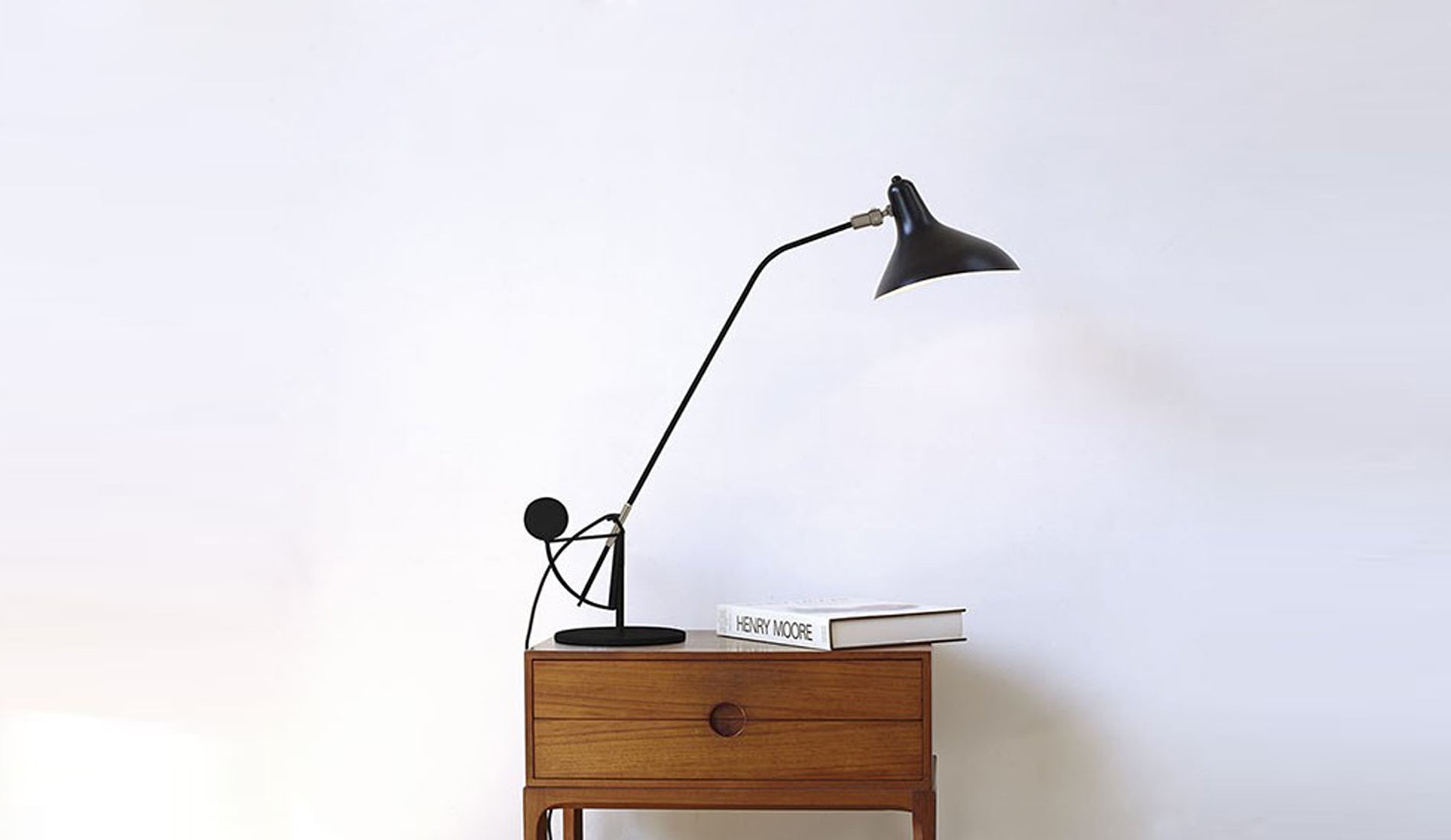 DCW  Mantis BS3 table lamp Black Satin 2