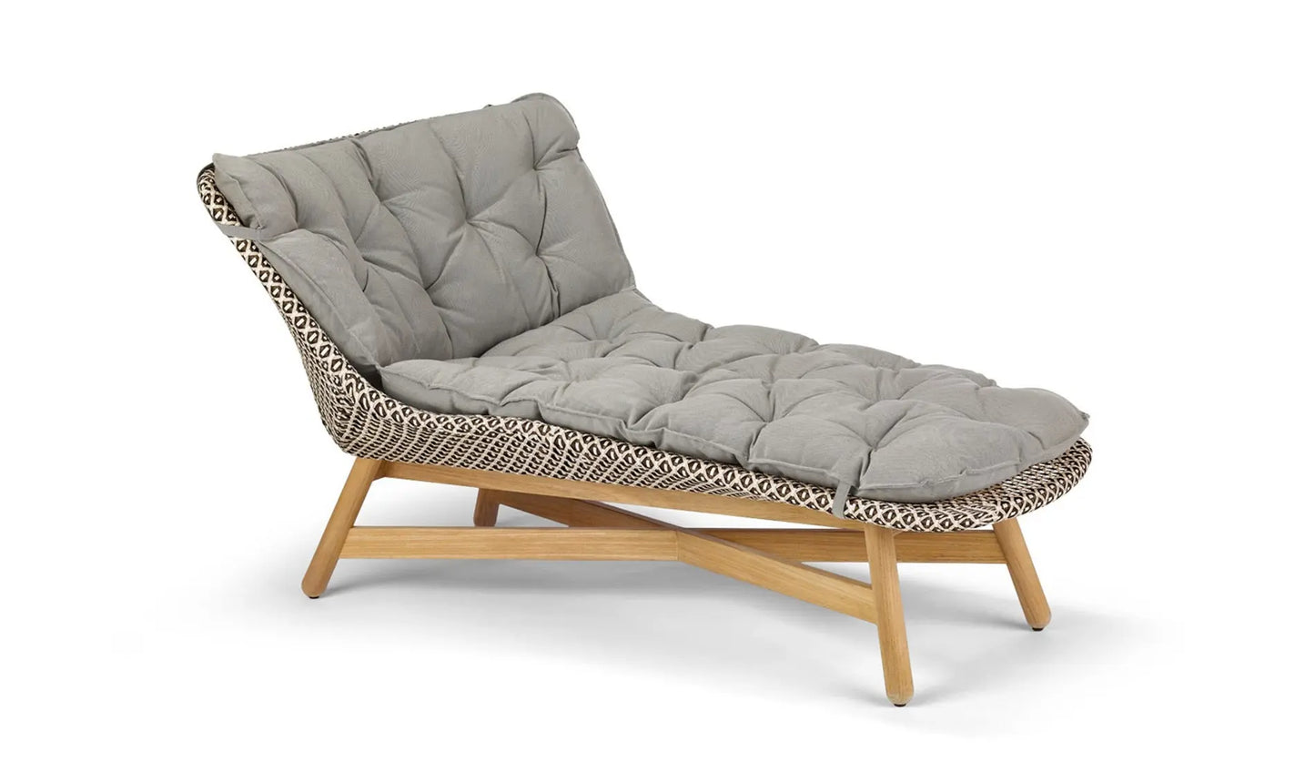 Dedon Mbrace Daybed