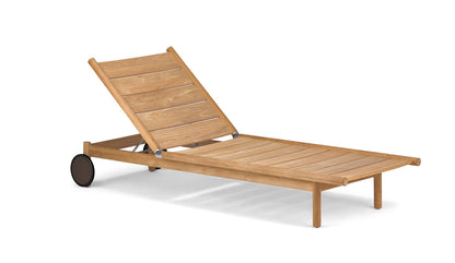 Dedon Tibbo sun lounger with wheels