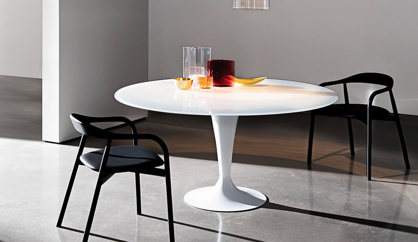 Sovet Flûte Table | Frosted Glass